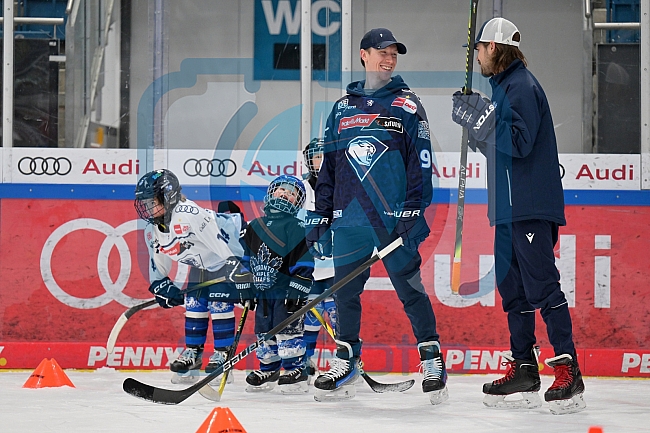 Eishockey, Herren, DEL, Saison 2024-2025, ERC Ingolstadt - Kids On Ice Day, 11.01.2025