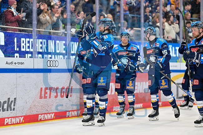 Eishockey, Herren, DEL, Saison 2025-2026, Spiel 33, ERC Ingolstadt - Grizzlys Wolfsburg, 28.12.2025
