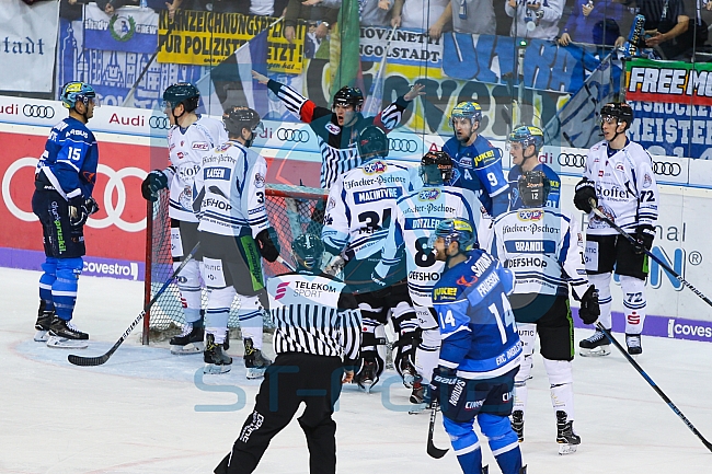 ERC Ingolstadt - Straubing Tigers, Eishockey, DEL, Deutsche Eishockey Liga, Spieltag 1, 01.12.2017