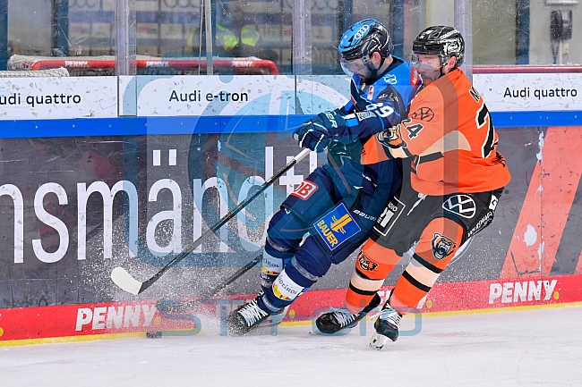 Eishockey, Herren, DEL, Saison 2025-2026, Spiel 33, ERC Ingolstadt - Grizzlys Wolfsburg, 28.12.2025