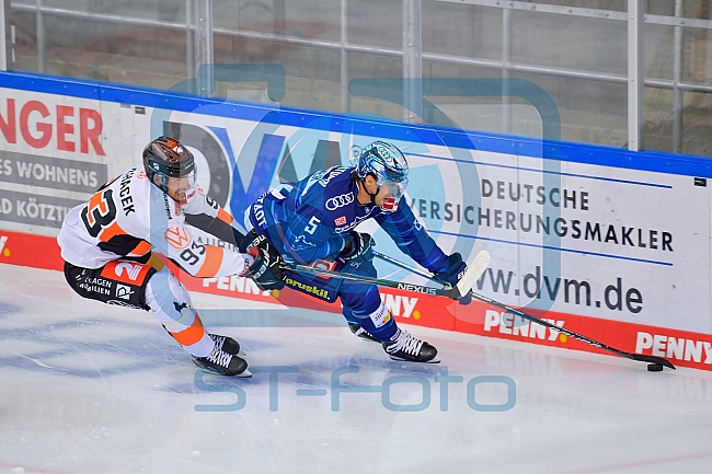 Vorbereitung, Gäubodencup, Eishockey, Herren, DEL, Saison 2021-2022, Grizzlys Wolfsburg - ERC Ingolstadt, 13.08.2021