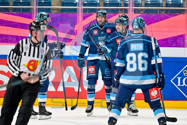 Hockey, Mens, CHL, Season 2025-2026, Regular Season, Game Day 6, ERC Ingolstadt - Odense Bulldogs, 15.10.2025