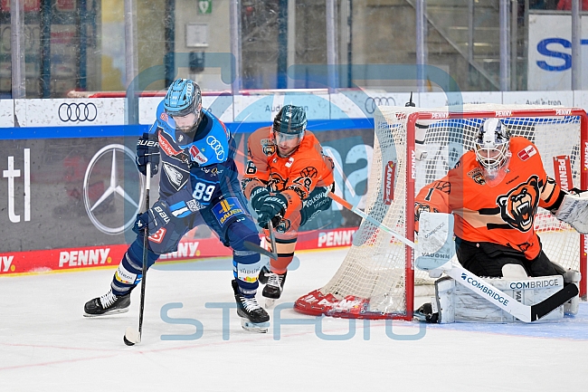 Eishockey, Herren, DEL, Saison 2025-2026, Spiel 33, ERC Ingolstadt - Grizzlys Wolfsburg, 28.12.2025