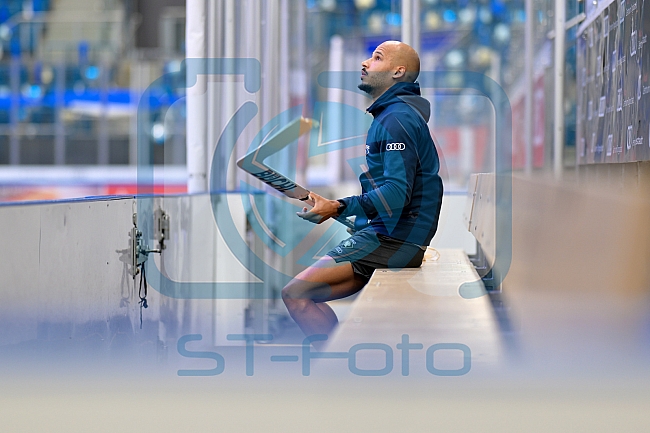 Eishockey, Herren, DEL, Saison 2025-2026, Playoffs Halbfinale, Spiel 1, ERC Ingolstadt - Iserlohn Roosters, 12.09.2025