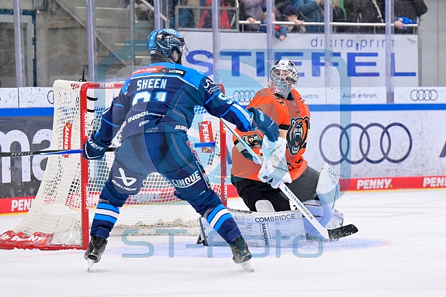 Eishockey, Herren, DEL, Saison 2025-2026, Spiel 33, ERC Ingolstadt - Grizzlys Wolfsburg, 28.12.2025