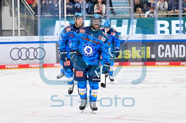 Eishockey, Herren, DEL, Saison 2025-2026, Playoffs Halbfinale, Spiel 3, ERC Ingolstadt - Grizzlys Wolfsburg, 19.09.2025