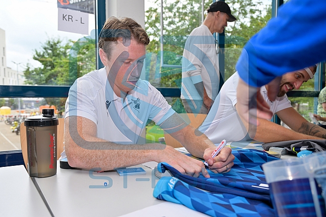 Eishockey, Herren, DEL, Saison 2024-2025, ERC Ingolstadt - Dauerkartenübergabe, 04.08.2024