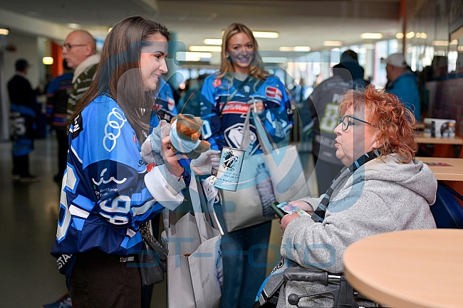 Eishockey, Herren, DEL, Saison 2025-2026, Spiel 21, ERC Ingolstadt - Pinguins Bremerhaven, 23.11.2025