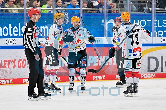 Eishockey, Herren, DEL, Saison 2025-2026, Spiel 35, ERC Ingolstadt - Pinguins Bremerhaven, 02.01.2026
