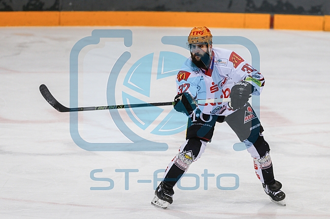 ERC Ingolstadt - Fischtown Pinguins Bremerhaven,, Eishockey, DEL, Deutsche Eishockey Liga, Preplayoff, Spiel 1, 01.03.2016