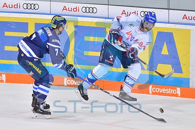 ERC Ingolstadt vs Adler Mannheim, Eishockey, DEL, Deutsche Eishockey Liga, Spieltag 19, 18.11.2018