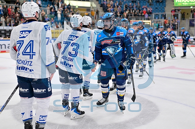 Eishockey, Herren, DEL, Saison 2025-2026, Spiel 14, ERC Ingolstadt - Adler Mannheim, 26.10.2025