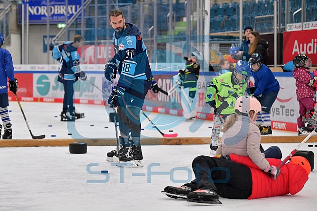 Eishockey, Herren, DEL, Saison 2022-2023, ERC Ingolstadt - Kids On Ice Day, 19.11.2022