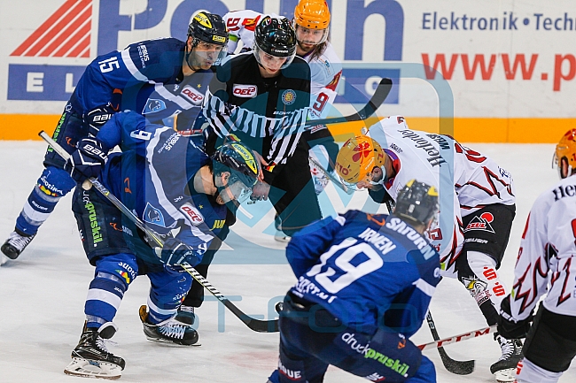 ERC Ingolstadt - Fischtown Pinguins Bremerhaven,, Eishockey, DEL, Deutsche Eishockey Liga, Preplayoff, Spiel 1, 01.03.2016