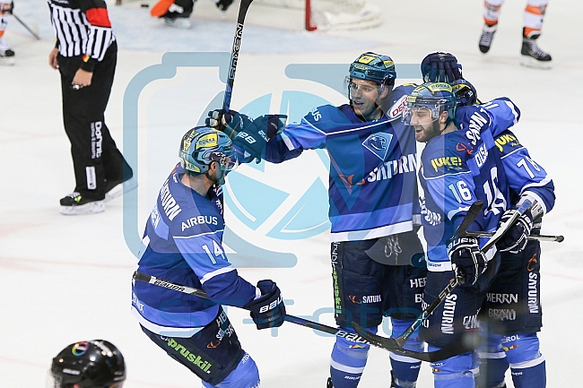 ERC Ingolstadt  - Grizzlys Wolfsburg, Eishockey, DEL, Deutsche Eishockey Liga, Spieltag 38, 03.01.2018