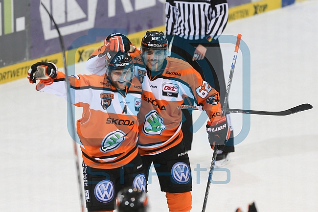 ERC Ingolstadt - Grizzlys Wolfsburg, Eishockey, DEL, Deutsche Eishockey Liga, Spieltag 12, 18.10..2015
