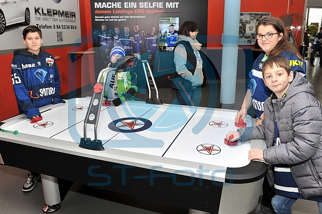 ERC Ingolstadt vs Iserlohn Roosters, Eishockey, DEL, Deutsche Eishockey Liga, Spieltag 27, 11.12.2016