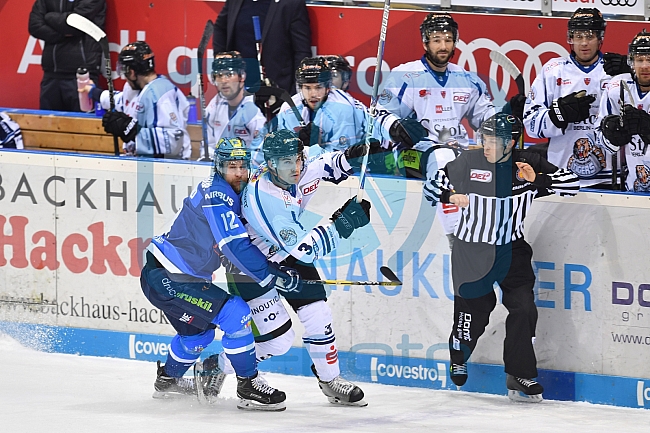 ERC Ingolstadt vs Straubing Tigers, Eishockey, DEL, Deutsche Eishockey Liga, Spieltag 27, 01.12.2017