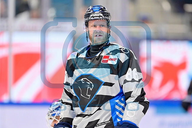 Eishockey, Herren, DEL, Saison 2024-2025, Playoffs Halbfinale, Spiel 1, ERC Ingolstadt - Kölner Haie, 02.04.2025