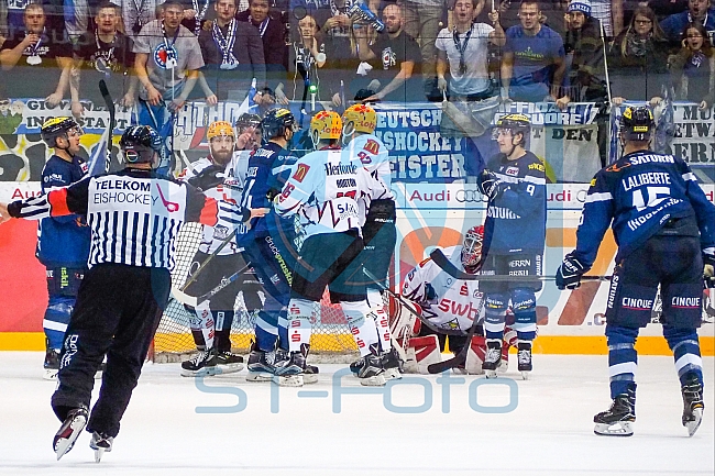 ERC Ingolstadt vs Fischtown Pinguins, Eishockey, DEL, Deutsche Eishockey Liga, Spieltag 32, 28.12.2016