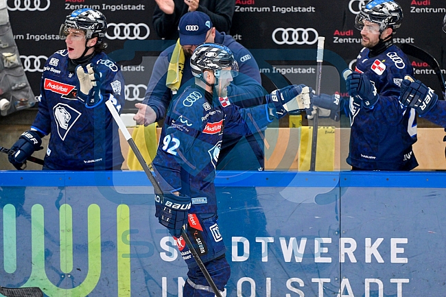 Eishockey, Herren, DEL, Saison 2024-2025, Playoffs Halbfinale, Spiel 1, ERC Ingolstadt - Kölner Haie, 02.04.2025