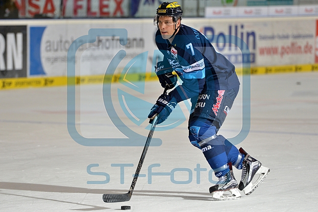 ERC Ingolstadt vs EHC Red Bull Muenchen, Eishockey, DEL, Deutsche Eishockey Liga, 04.12.2015