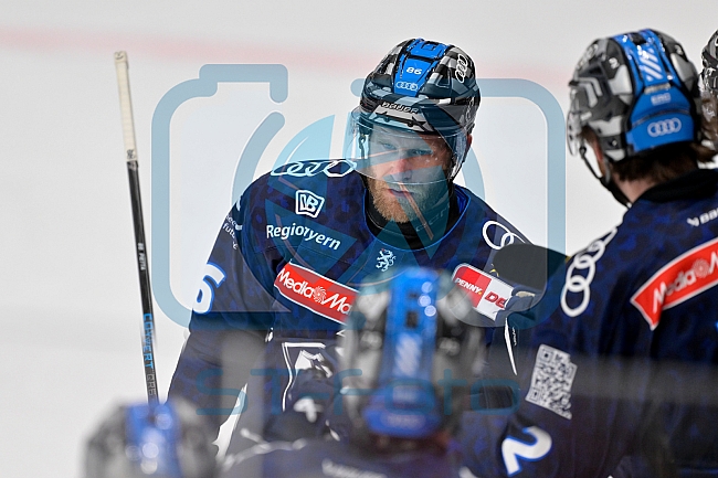 Eishockey, Herren, DEL, Saison 2024-2025, Playoffs Halbfinale, Spiel 1, ERC Ingolstadt - Kölner Haie, 02.04.2025