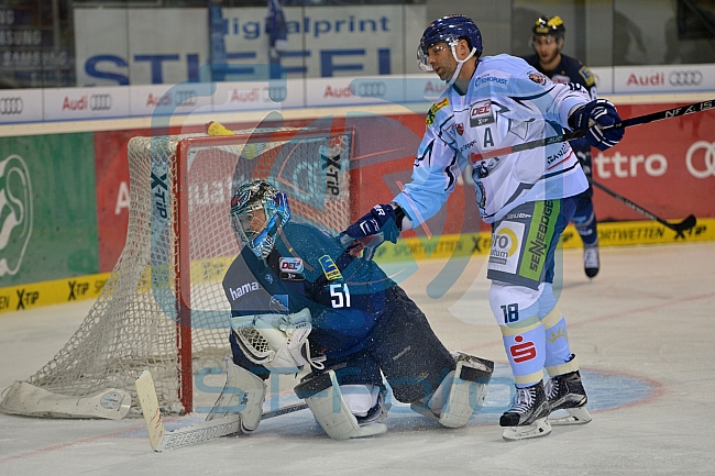 ERC Ingolstadt vs Straubing Tigers, Eishockey, DEL, Deutsche Eishockey Liga, 04.10.2015