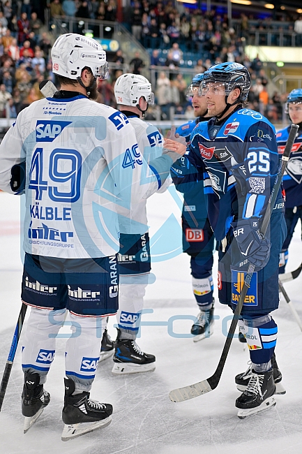 Eishockey, Herren, DEL, Saison 2025-2026, Spiel 14, ERC Ingolstadt - Adler Mannheim, 26.10.2025