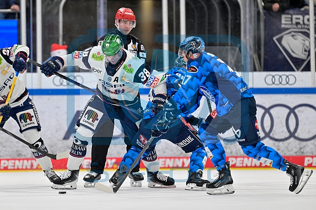 Eishockey, Herren, DEL, Saison 2025-2026, Spiel 29, ERC Ingolstadt - Eisbären Berlin, 18.12.2025