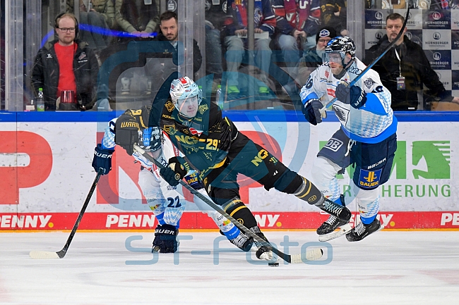 Eishockey, Herren, DEL, Saison 2024-2025, Playoffs Viertelfinale, Spiel 1, Nürnberg Ice Tigers - ERC Ingolstadt, 18.03.2025