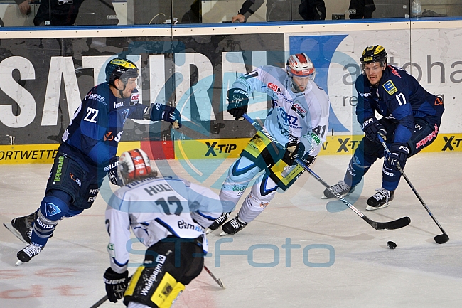 ERC Ingolstadt vs Schwenninger Wild Wings, Eishockey, DEL, Deutsche Eishockey Liga, 20.11.2015