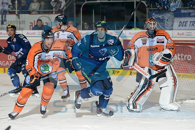 ERC Ingolstadt vs Grizzlys Wolfsburg, Eishockey, DEL, Deutsche Eishockey Liga, 18.10.2015