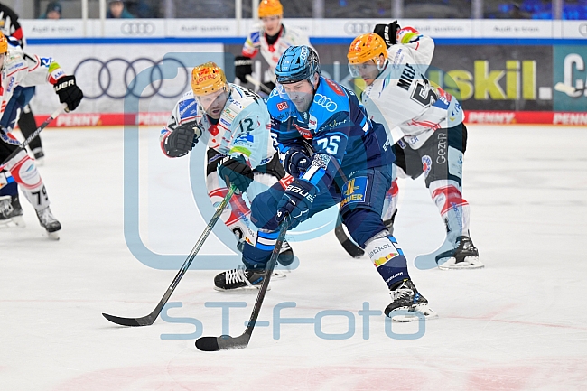 Eishockey, Herren, DEL, Saison 2025-2026, Spiel 35, ERC Ingolstadt - Pinguins Bremerhaven, 02.01.2026