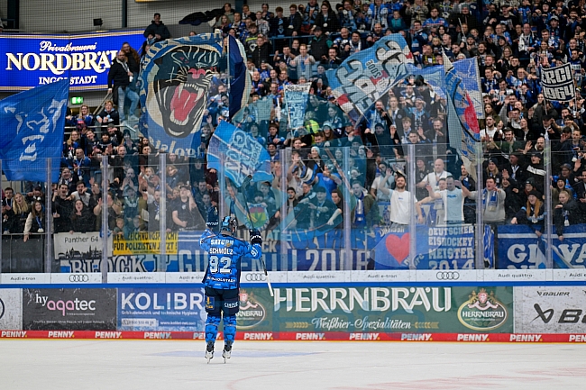 Eishockey, Herren, DEL, Saison 2025-2026, Spiel 21, ERC Ingolstadt - Pinguins Bremerhaven, 23.11.2025