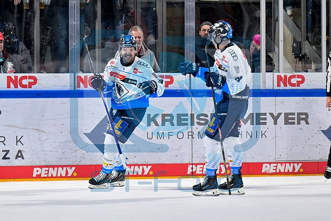 Eishockey, Herren, DEL, Saison 2024-2025, Playoffs Viertelfinale, Spiel 1, Nürnberg Ice Tigers - ERC Ingolstadt, 18.03.2025