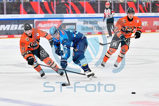 Eishockey, Herren, DEL, Saison 2025-2026, Spiel 33, ERC Ingolstadt - Grizzlys Wolfsburg, 28.12.2025