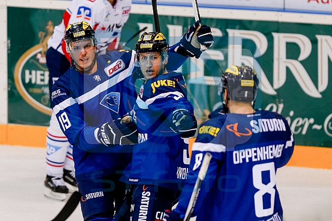 ERC Ingolstadt - Adler Mannheim, Eishockey, DEL, Deutsche Eishockey Liga, Spieltag 11, 17.10.2016