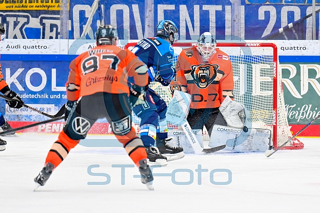 Eishockey, Herren, DEL, Saison 2025-2026, Spiel 33, ERC Ingolstadt - Grizzlys Wolfsburg, 28.12.2025