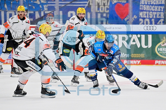 Eishockey, Herren, DEL, Saison 2025-2026, Spiel 10, ERC Ingolstadt - Löwen Frankfurt, 12.10.2025