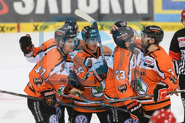 ERC Ingolstadt - Grizzlys Wolfsburg, Eishockey, DEL, Deutsche Eishockey Liga, Spieltag 12, 18.10..2015