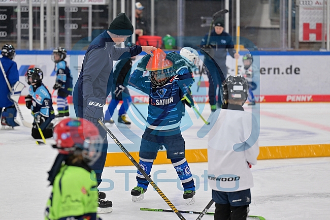 Eishockey, Herren, DEL, Saison 2023-2024, ERC Ingolstadt - Kids on Ice Day, 18.11.2023