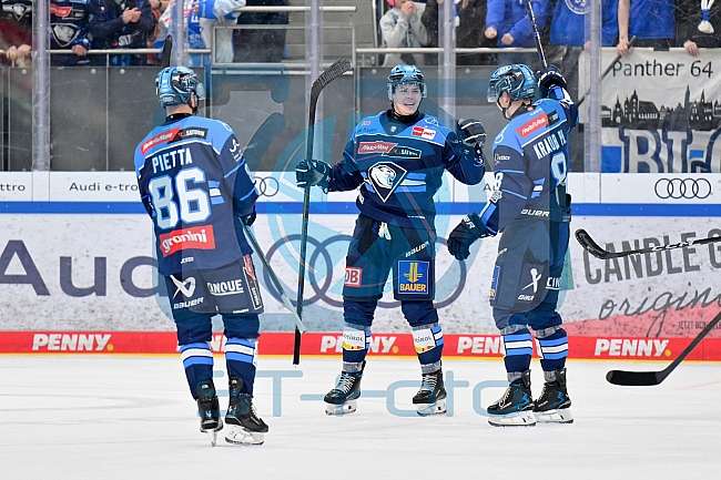 Eishockey, Herren, DEL, Saison 2025-2026, Spiel 10, ERC Ingolstadt - Löwen Frankfurt, 12.10.2025
