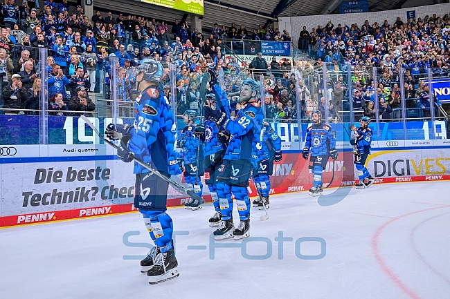 Eishockey, Herren, DEL, Saison 2025-2026, Playoffs Halbfinale, Spiel 5, ERC Ingolstadt - EHC Red Bull München, 25.09.2025