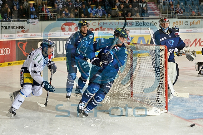 ERC Ingolstadt vs Eisbaeren Berlin, Eishockey, DEL, Deutsche Eishockey Liga, 27.11.2015