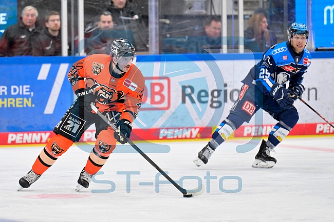 Eishockey, Herren, DEL, Saison 2025-2026, Spiel 33, ERC Ingolstadt - Grizzlys Wolfsburg, 28.12.2025