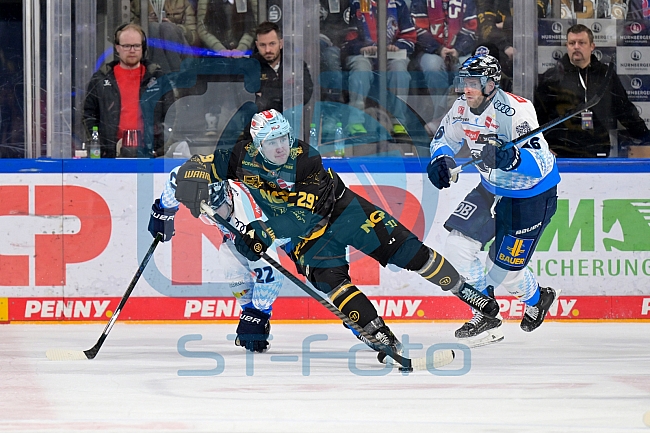 Eishockey, Herren, DEL, Saison 2024-2025, Playoffs Viertelfinale, Spiel 1, Nürnberg Ice Tigers - ERC Ingolstadt, 18.03.2025