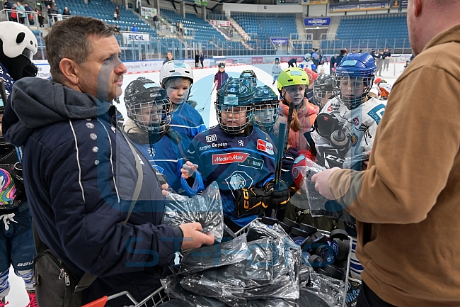 Eishockey, Herren, DEL, Saison 2024-2025, ERC Ingolstadt - Kids On Ice Day, 11.01.2025