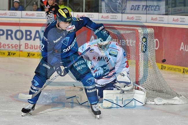 ERC Ingolstadt vs Adler Mannheim, Eishockey, DEL, Deutsche Eishockey Liga, 24.02.2016