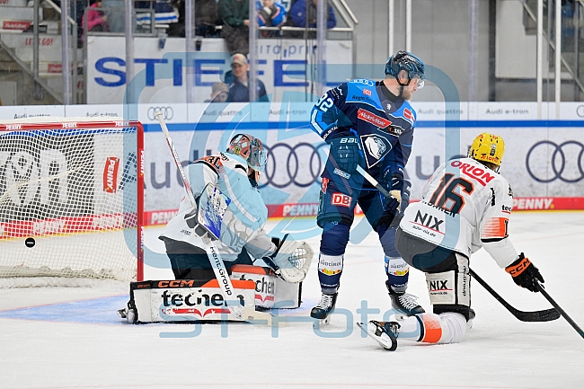 Eishockey, Herren, DEL, Saison 2025-2026, Spiel 10, ERC Ingolstadt - Löwen Frankfurt, 12.10.2025